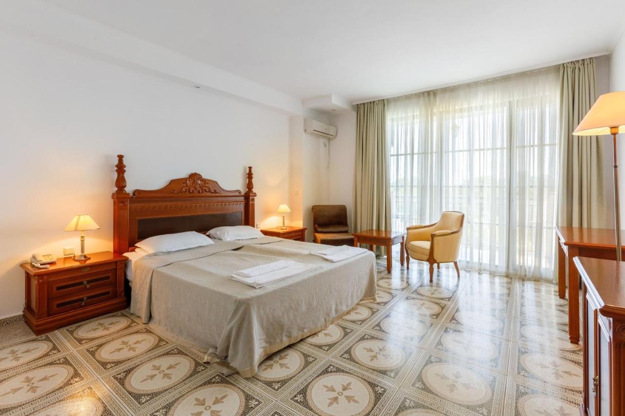 Vita Rama Holistic Hotel And Retreats - Vegan Full Board Obzor Extérieur photo